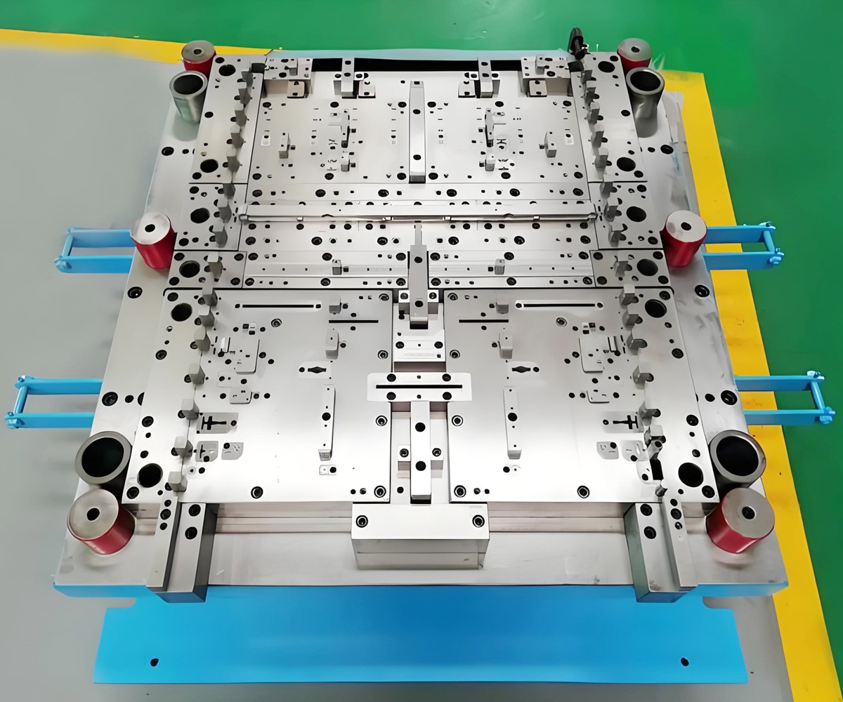 White ceramic CNC milling prototype part for electronic applications