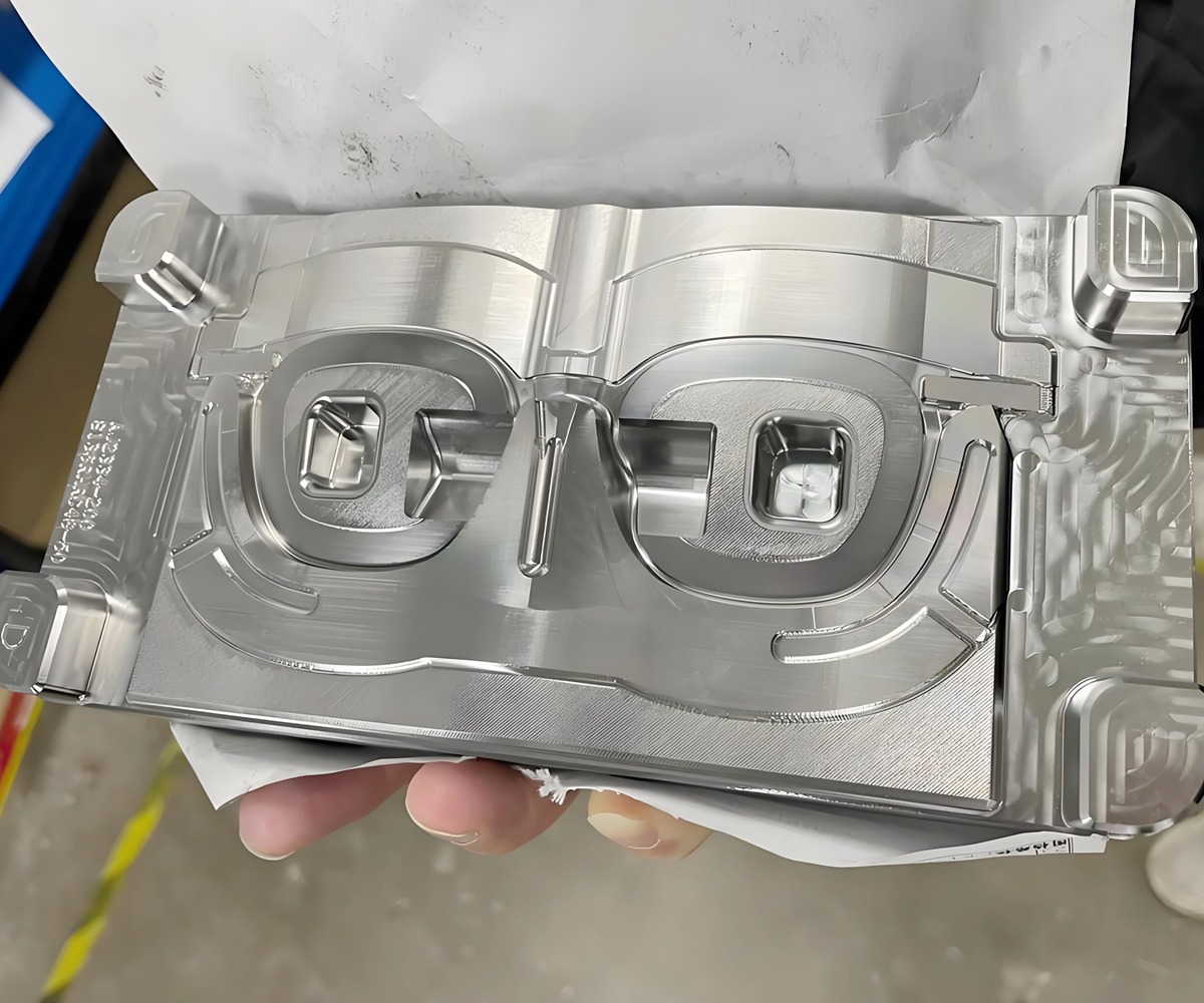 White ceramic CNC milling prototype part for electronic applications